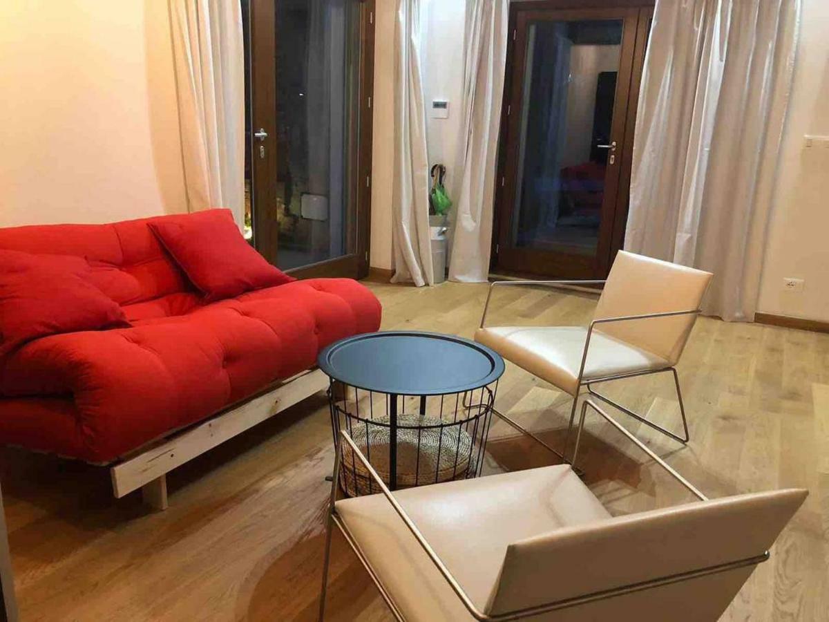 הוילה פינרולו Casa Di Miele מראה חיצוני תמונה